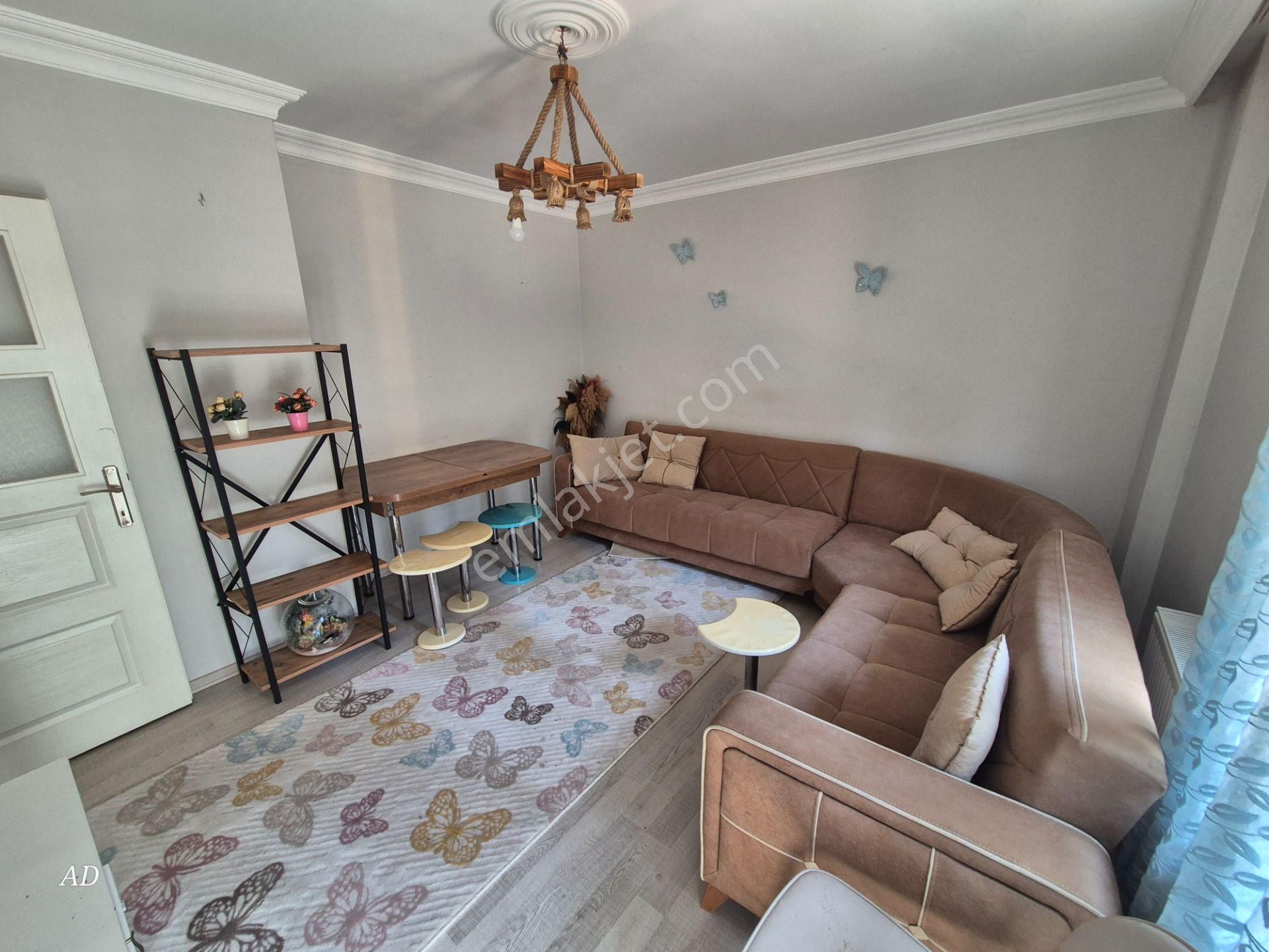 Derince Merkeze Yakın 2+1 Eşyalı Daire