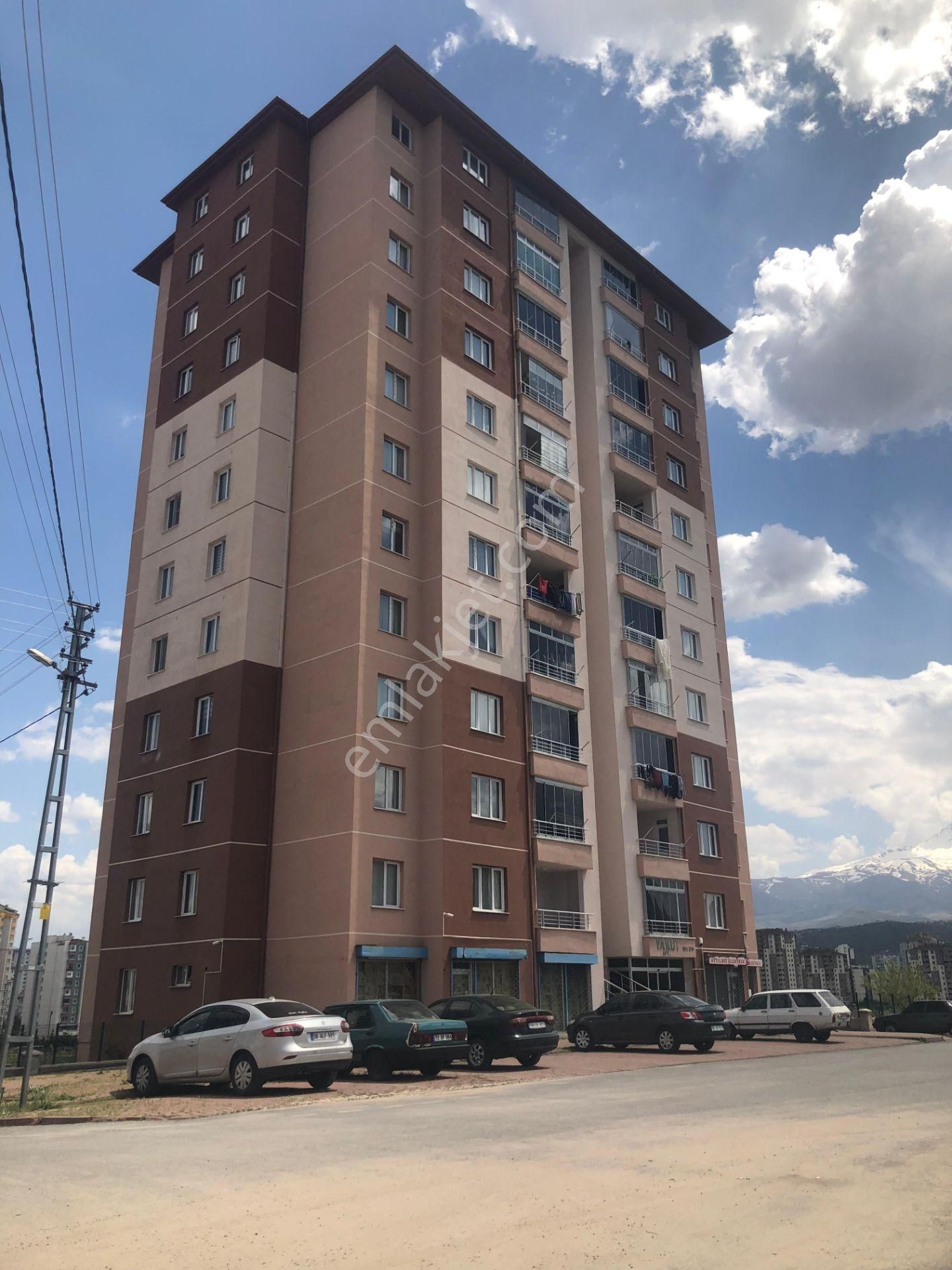 Kazımkarabekirde Satılık Fırsat Expertizli 2+1