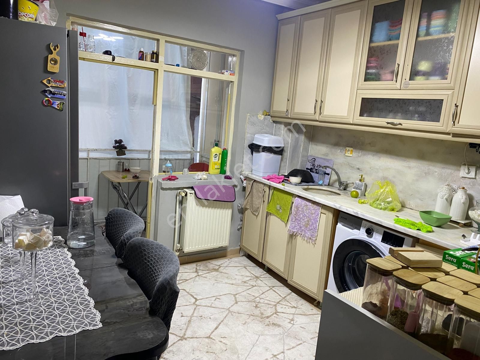Aslan Emlak'tan Çağlayan Caddesinde Satılık Daire