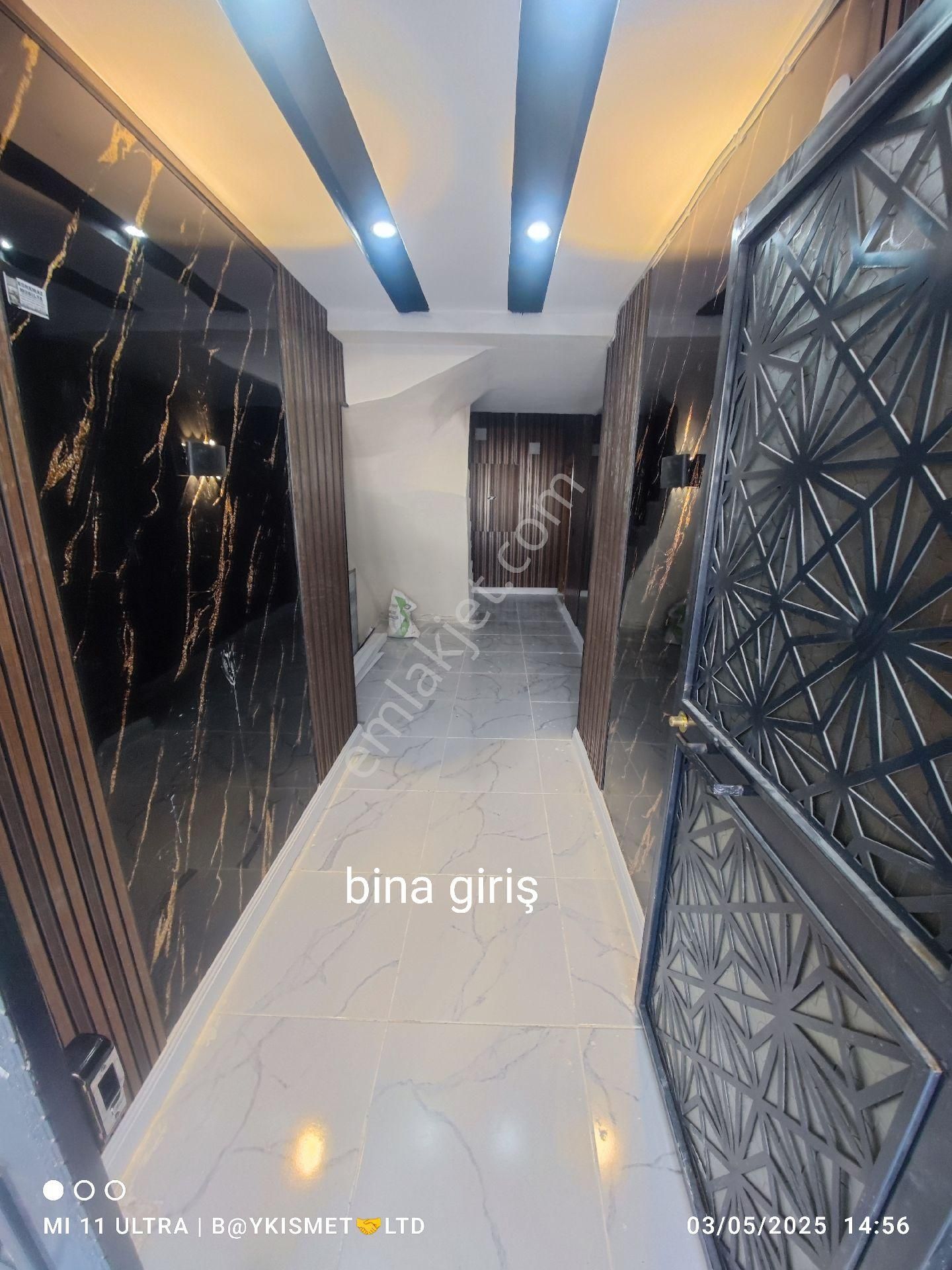 Ahmet Yasevi Cazibe Arkası Giriş Kat 3 Odalı Büyük Geniş Daire