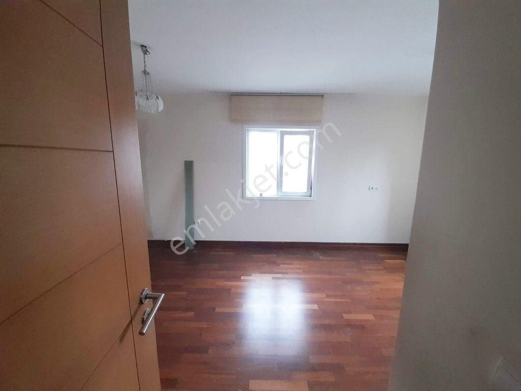 Solarkent Sitesinde Ara Kat Ebeveyn Banyolu 3+1 Satılık Daire - Görsel 33