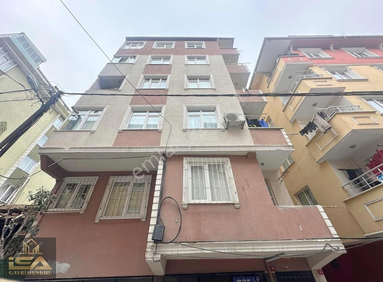 İsa Gayrimenkul Den Zafer De Kaçaksız 2+1 Kelepir Yüksek Giriş
