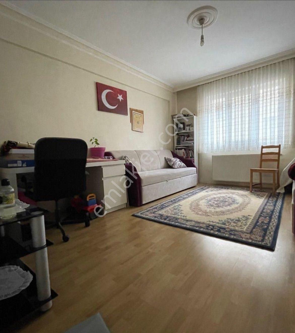 Piyade Mah 1. Ara Kat Ön Cephe Satılık Daire