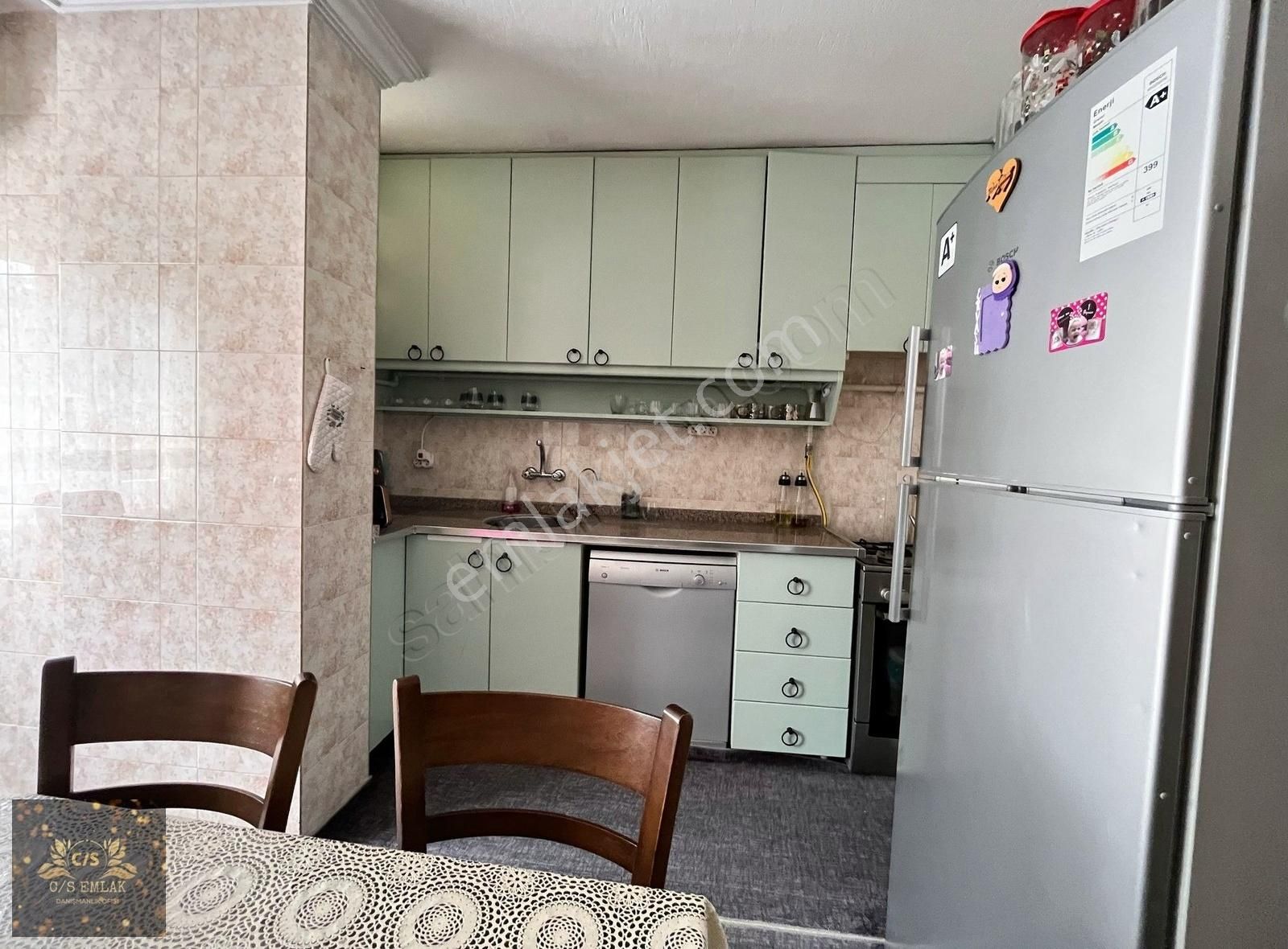 C/s Emlaktan Turgutlu Selvitepe Mahallesi Odak Göz Yanı Satılık