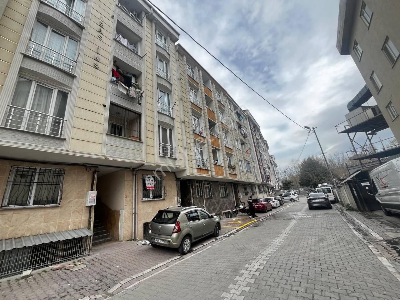 Yeşilkentte Hastaneye Yürüme Mesafesinde 2+1 Satılık Daire