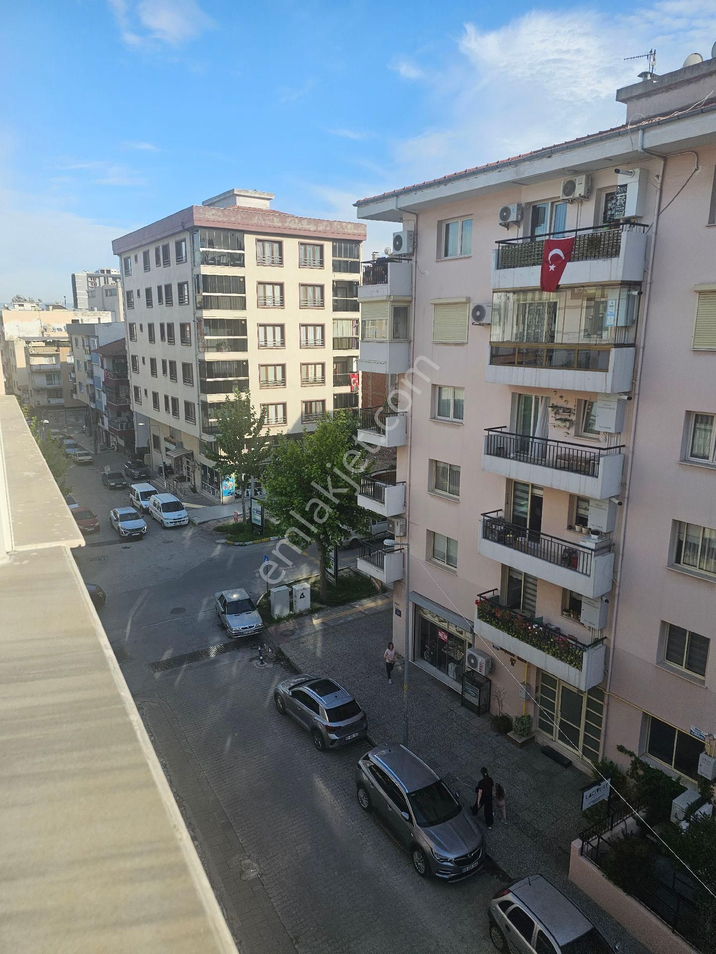 Söke Emlak Ofisisınden Aydın Caddesınde Satılık Daire - Görsel 9