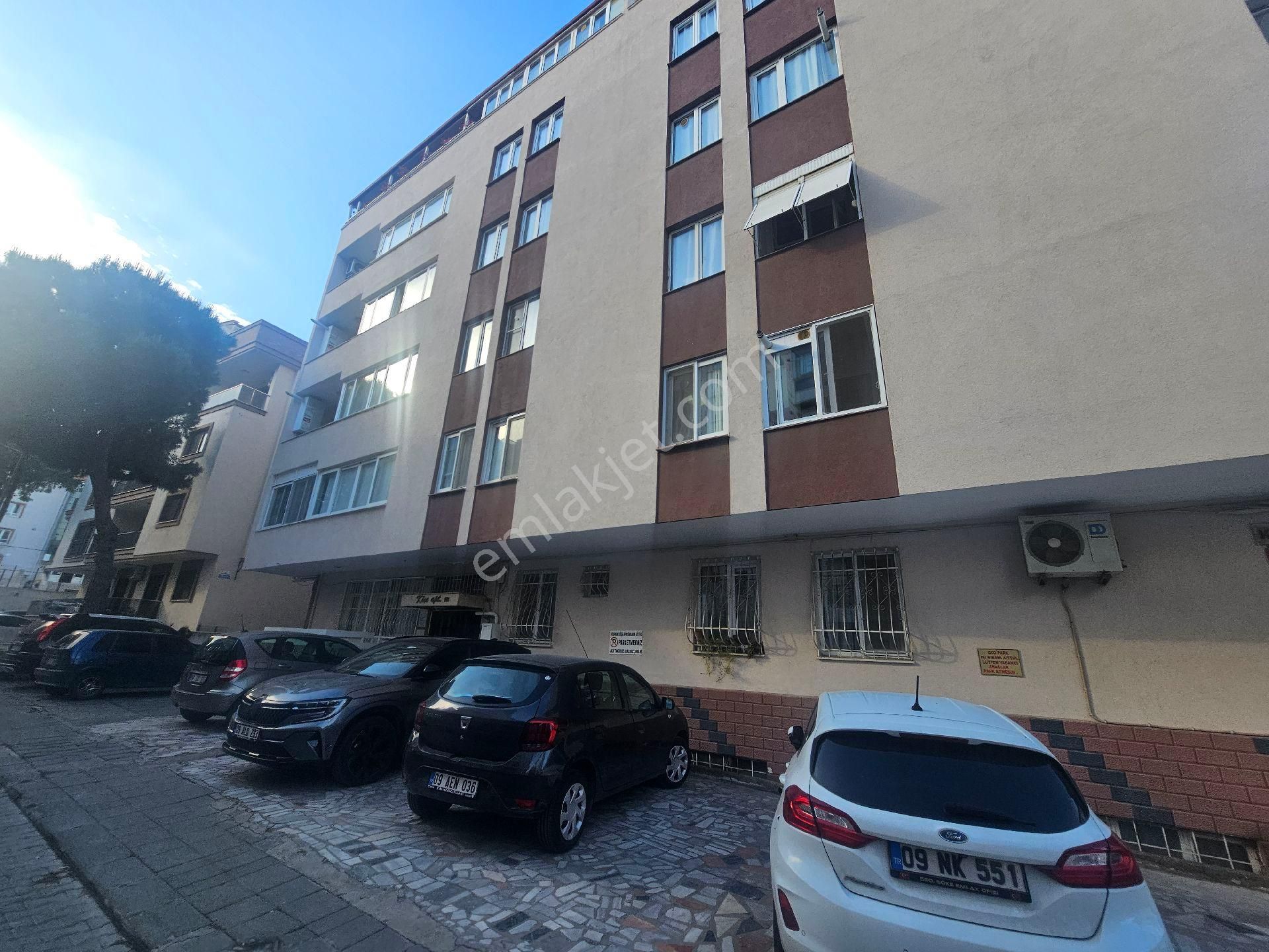 Söke Emlak Ofisisınden Aydın Caddesınde Satılık Daire - Görsel 2