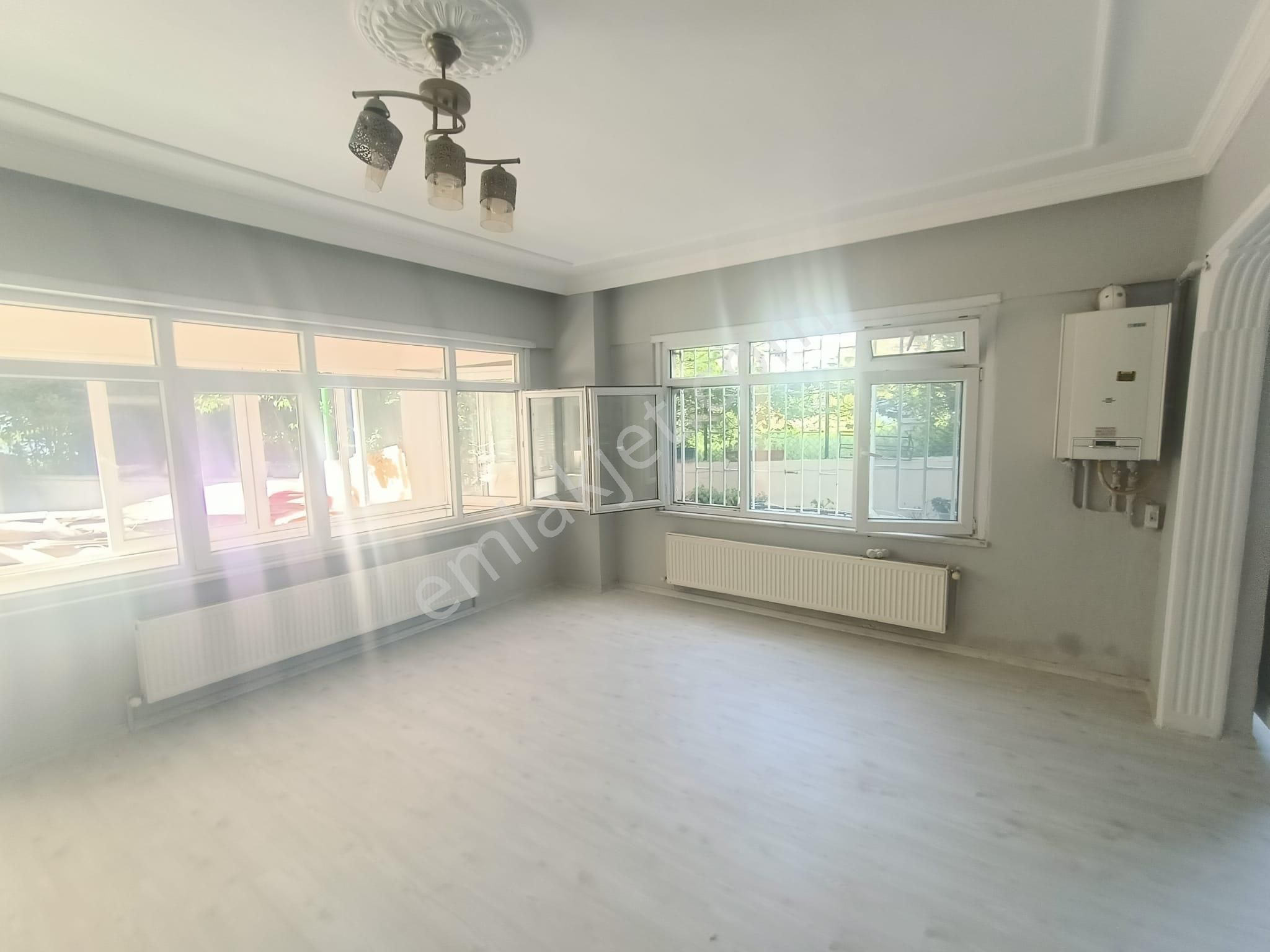 Çınarcık Koruköyda Giriş Kat 2 Oda 1 Salon Daire