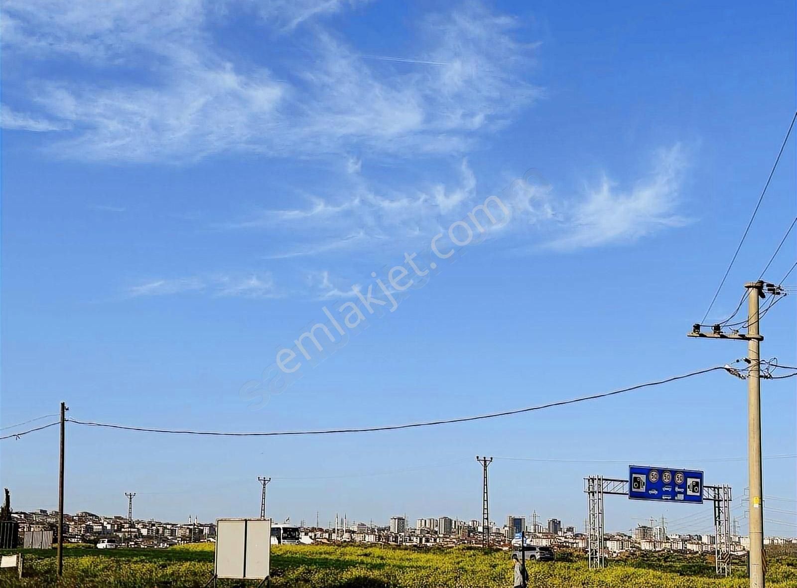 Havuzlarda Tokilere Ve Ana Yola Yakın 460 M2 İmarlı Arsa