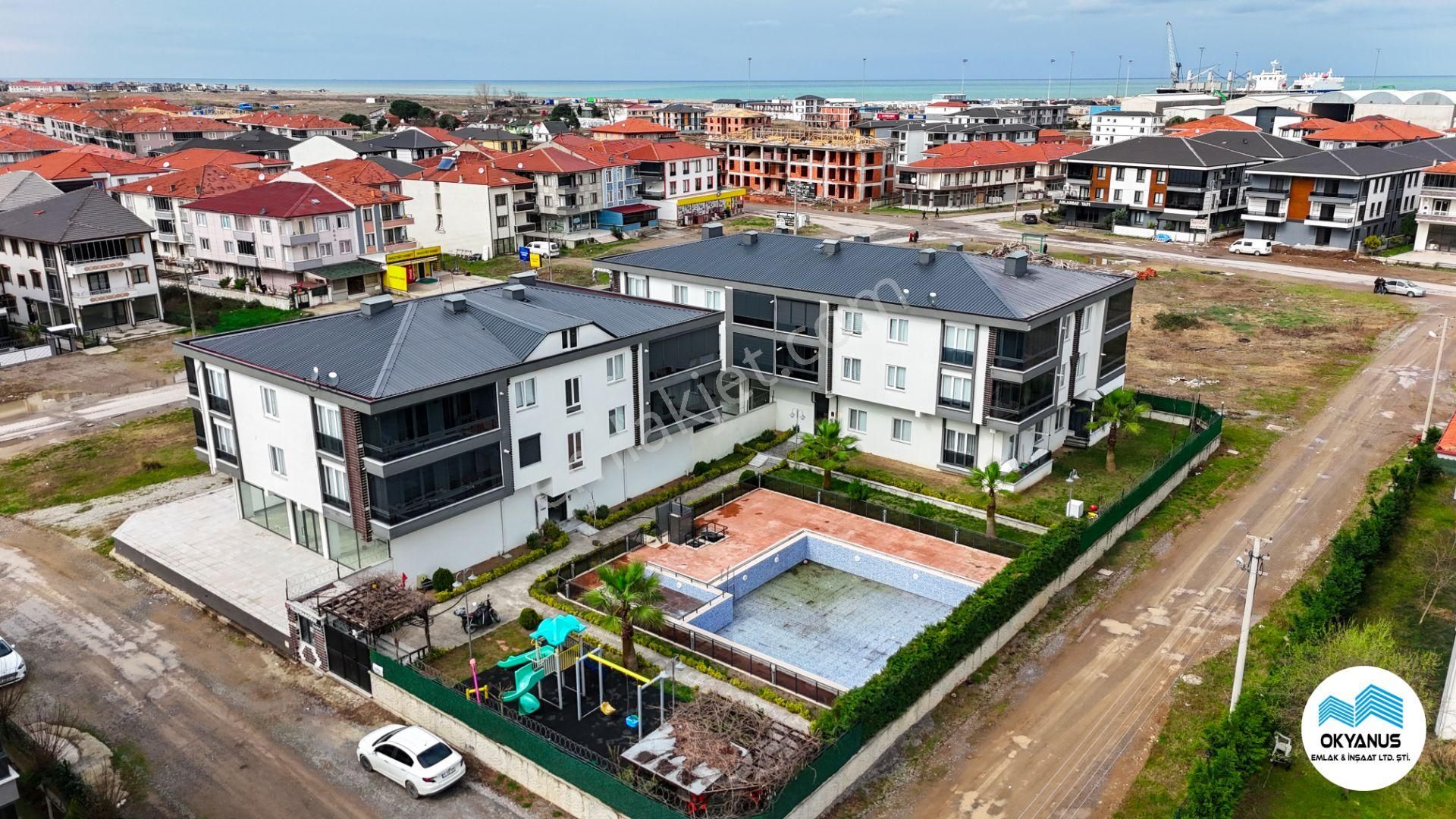 Karasuda Havuzlu Site Konforuyla Denize Yakın 2+1 Satılık Daire