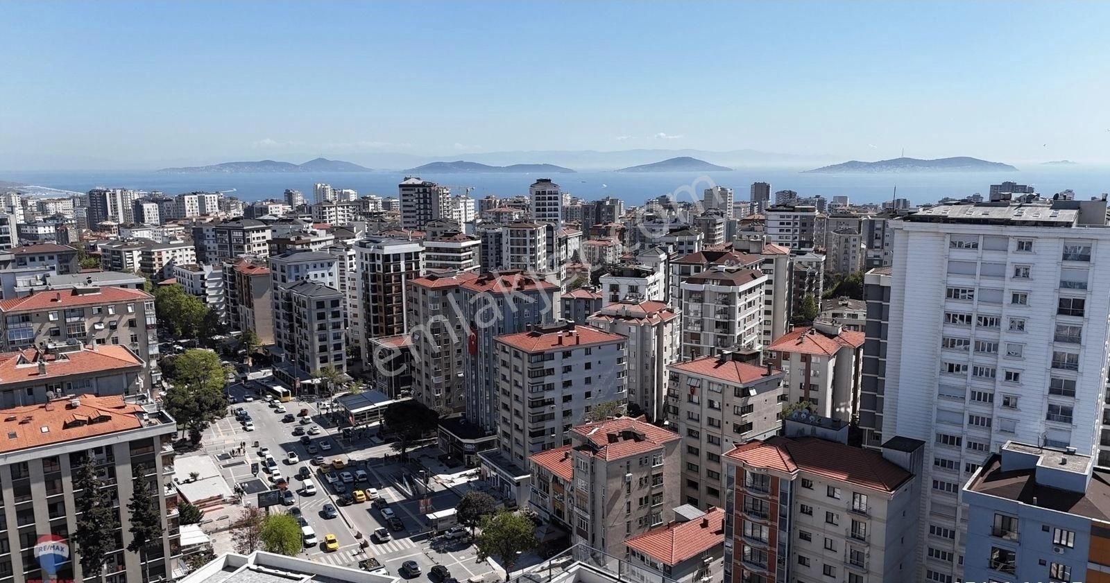 Şemsettin Günaltay'da 250 M2 Sıfır 5+2 Adalar Manzaralı Dubleks