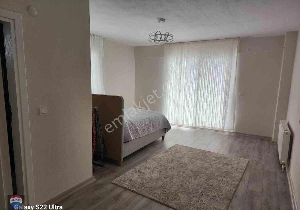 Bornova Yakaköy 1131 M2 İçinde 300 M2 4+1 Doğa Manzaralı Villa - Görsel 10