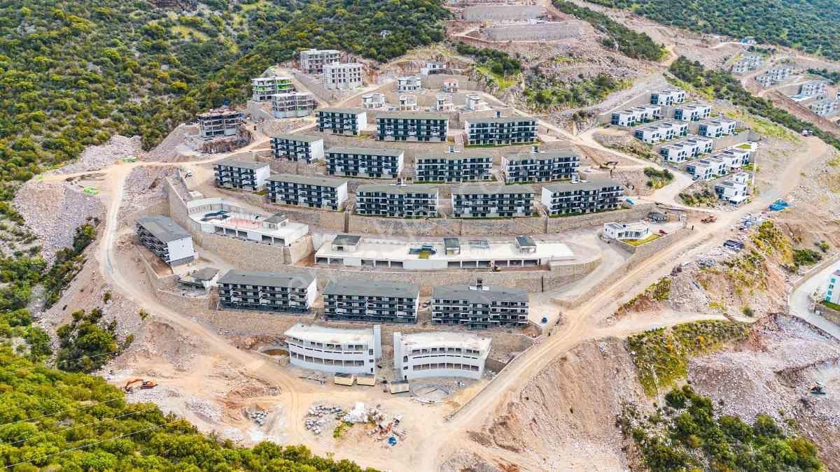 Cool '' Dan Akbük Bölgesındekı Eşsız Manzaralı Bahçe Dubleks