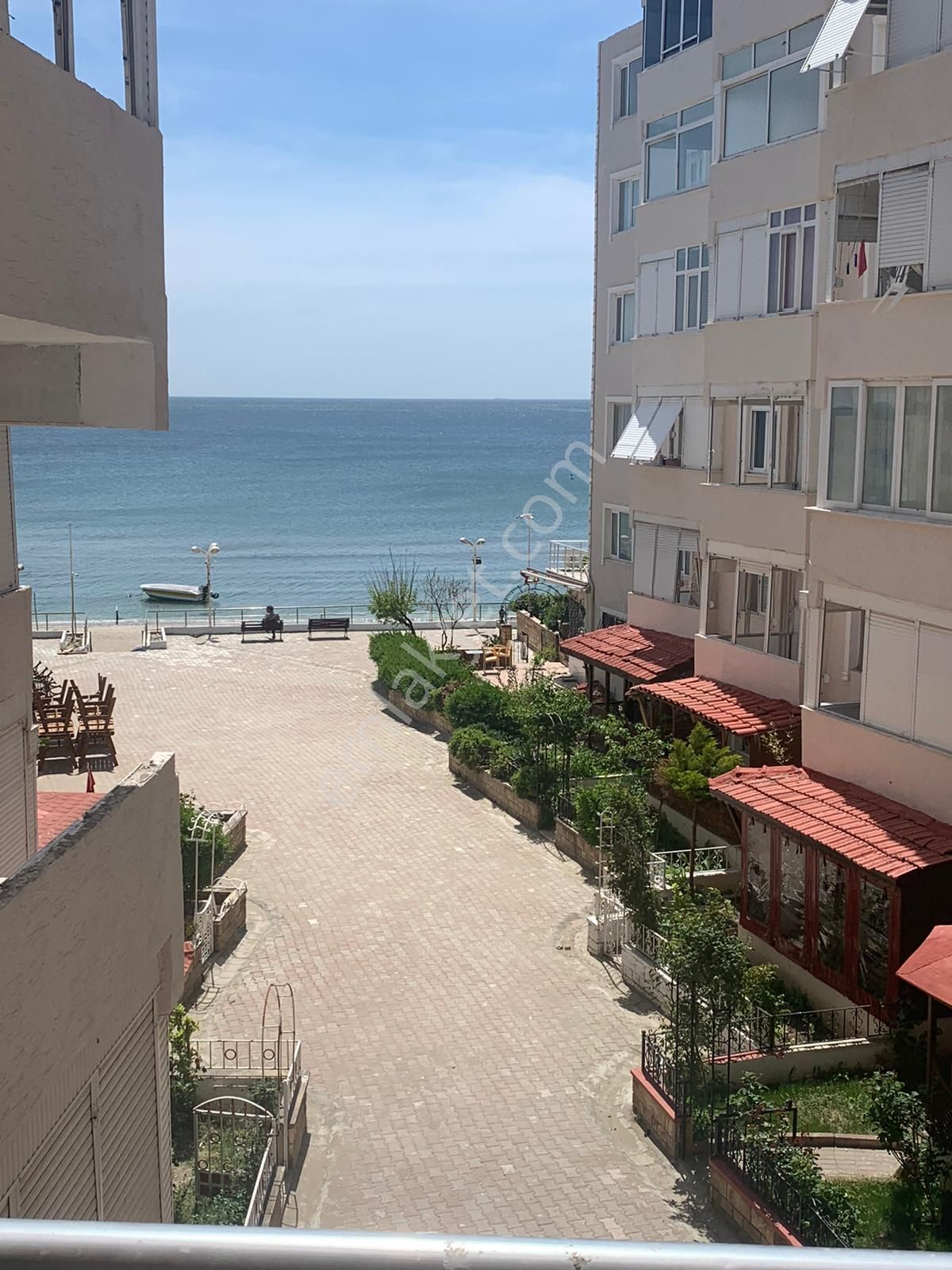 Kamiloba Da Deniz Manzaralı Eşyalı Kiralık Daire
