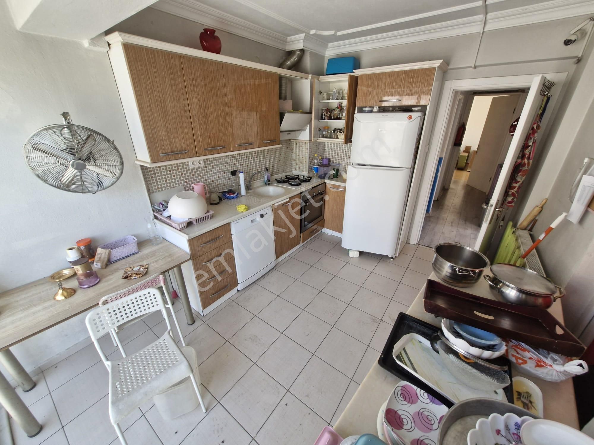 Ön Emlak'tan Burhaniye Merkeze Yakın Komple Bina Olarak Kiralık İş Yeri! - Görsel 12