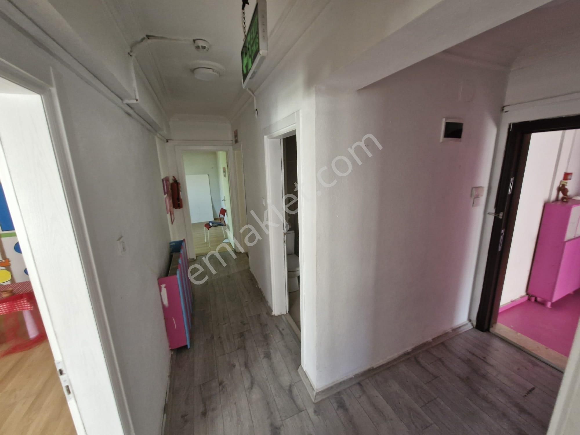 Ön Emlak'tan Burhaniye Merkeze Yakın Komple Bina Olarak Kiralık İş Yeri! - Görsel 26