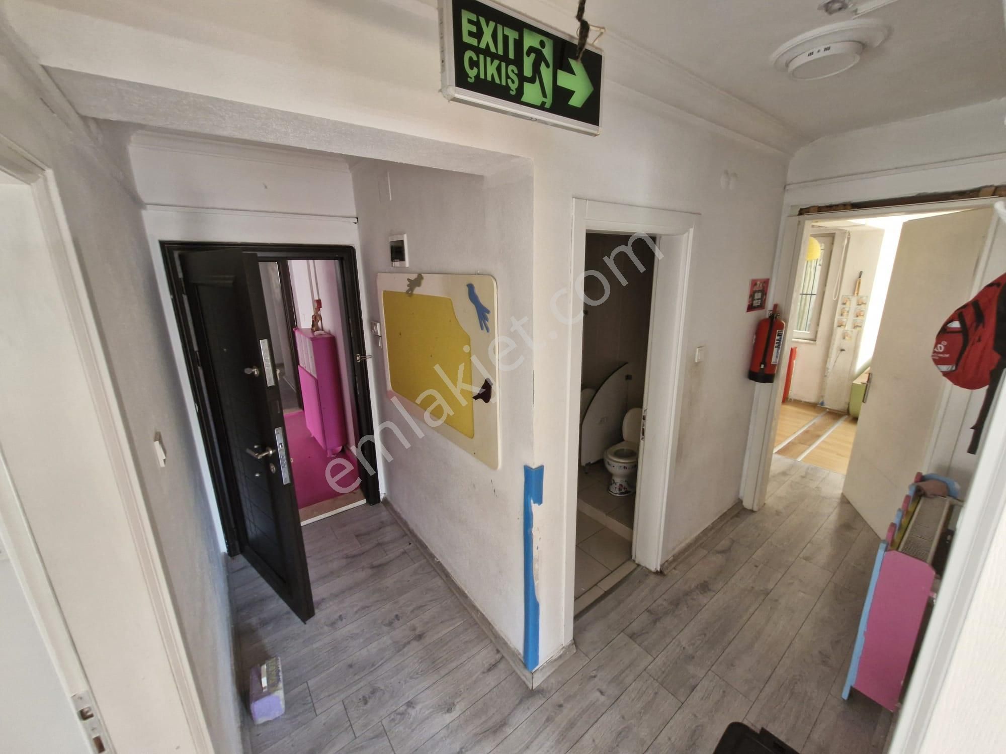 Ön Emlak'tan Burhaniye Merkeze Yakın Komple Bina Olarak Kiralık İş Yeri! - Görsel 24