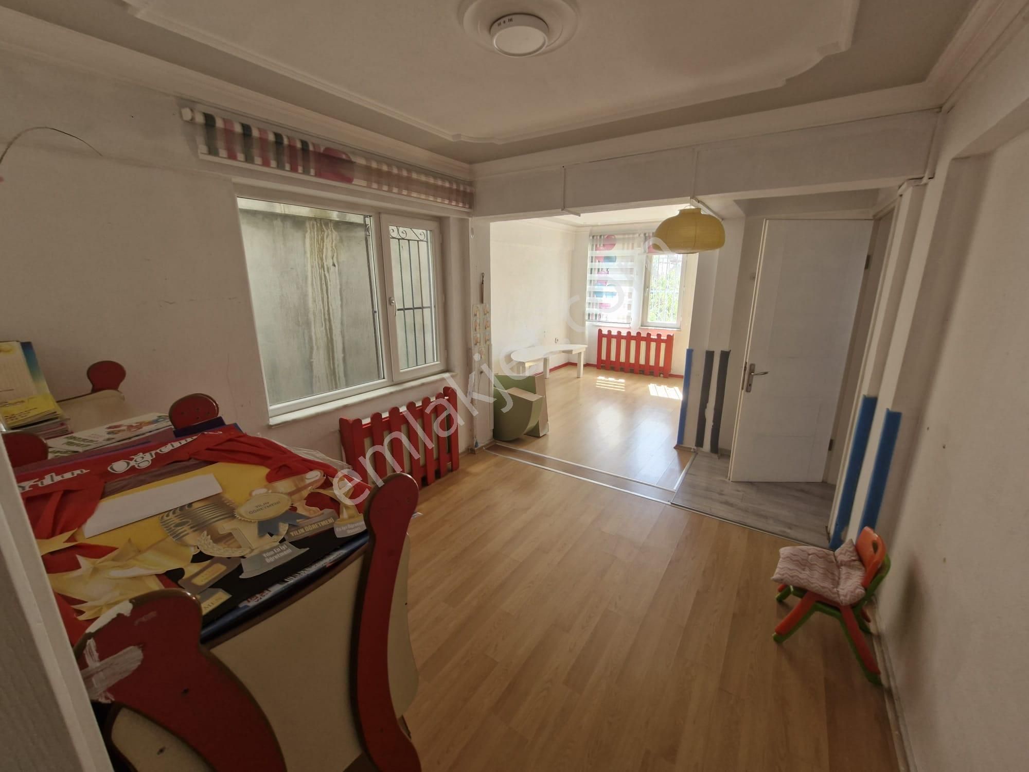 Ön Emlak'tan Burhaniye Merkeze Yakın Komple Bina Olarak Kiralık İş Yeri! - Görsel 23