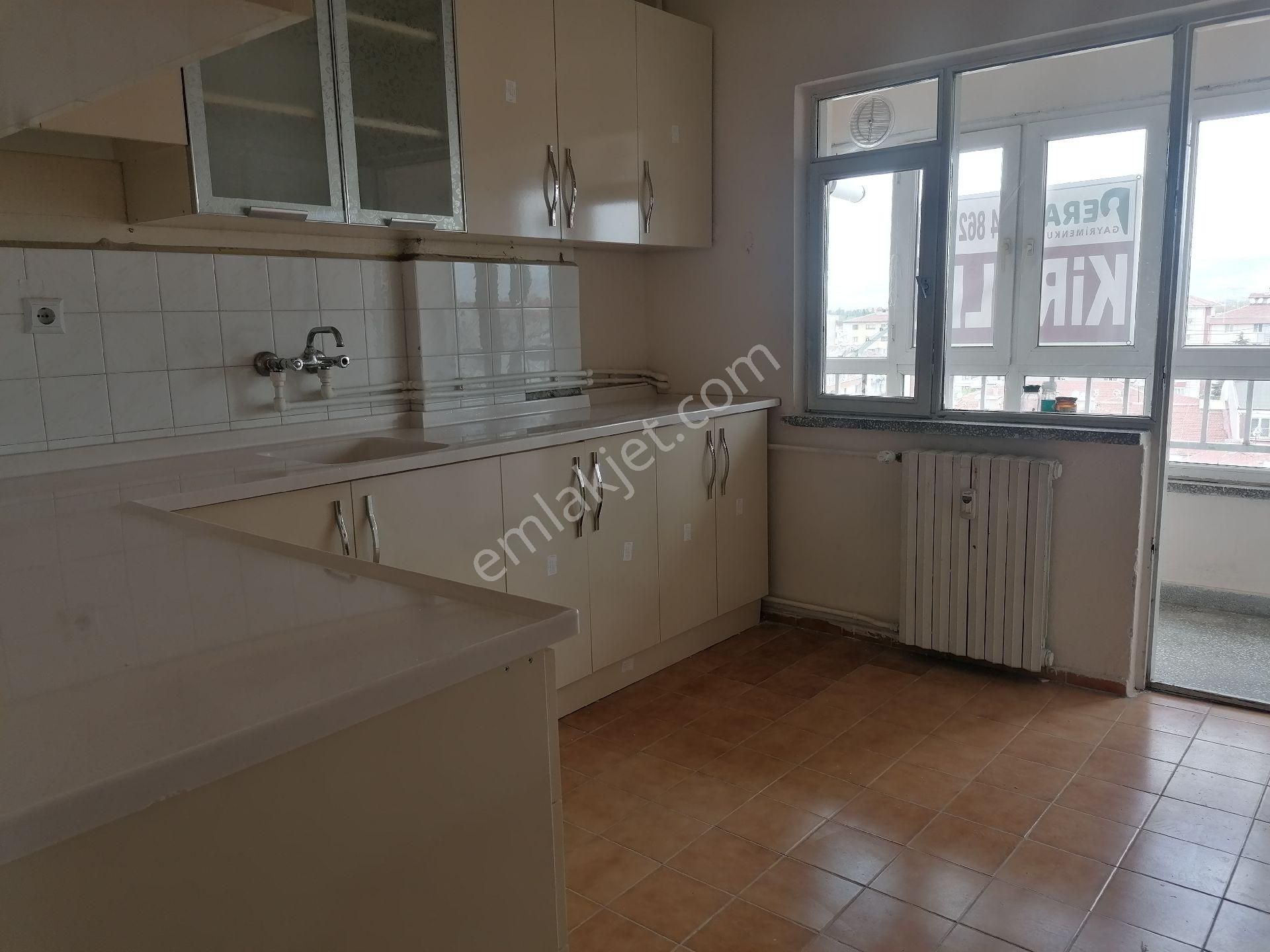 Pera'dan Gökmeydan Mh.cumhuriyet Bulv.da 2+1 Kiralık Daire