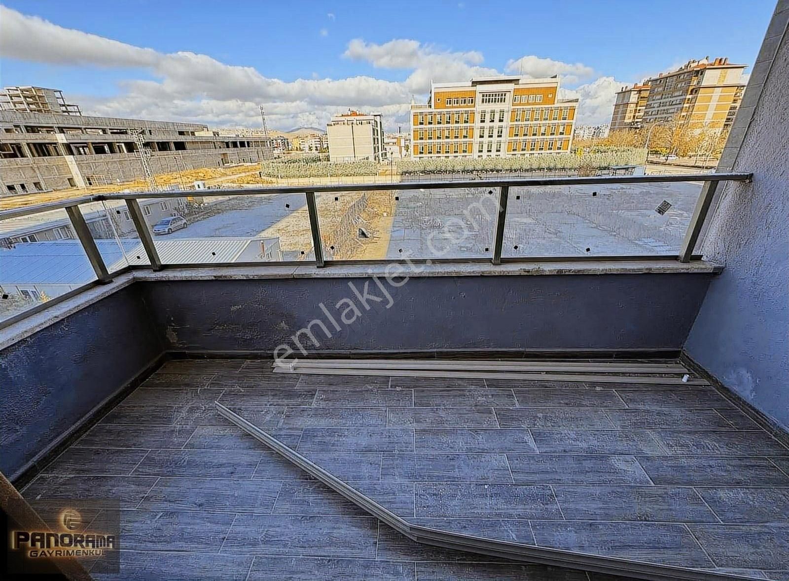 Green Park Towers'da Kiralık 5+1 Lüks Daireler