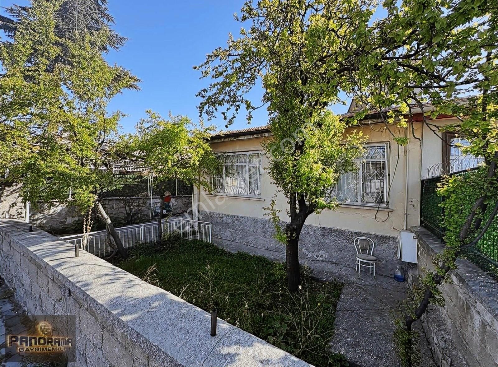 Panorama'dan Aydınlıkevler'de Müstakil Ev