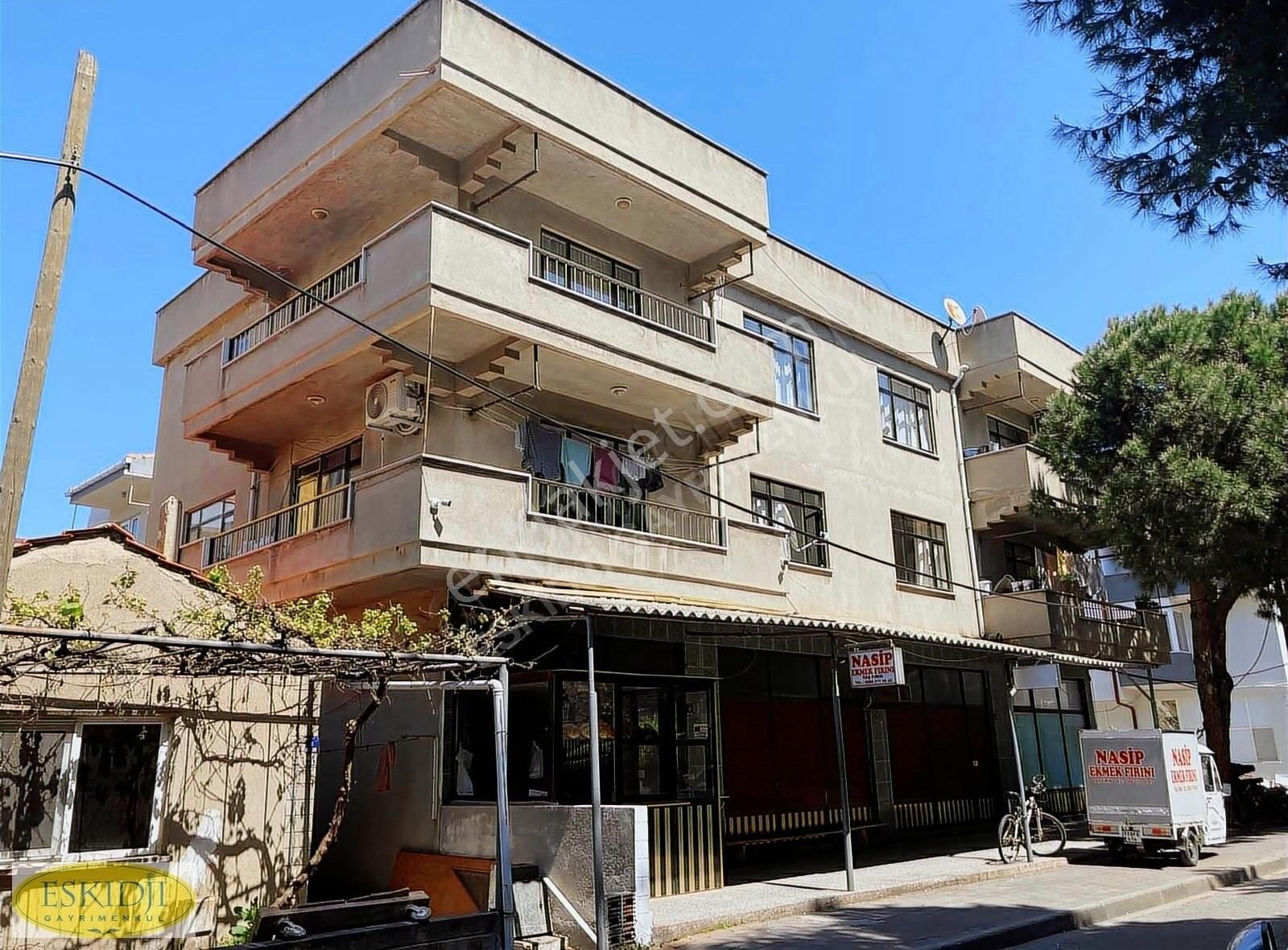 Çanakkale Lisesi Yanında Satılık 2+1 Daire