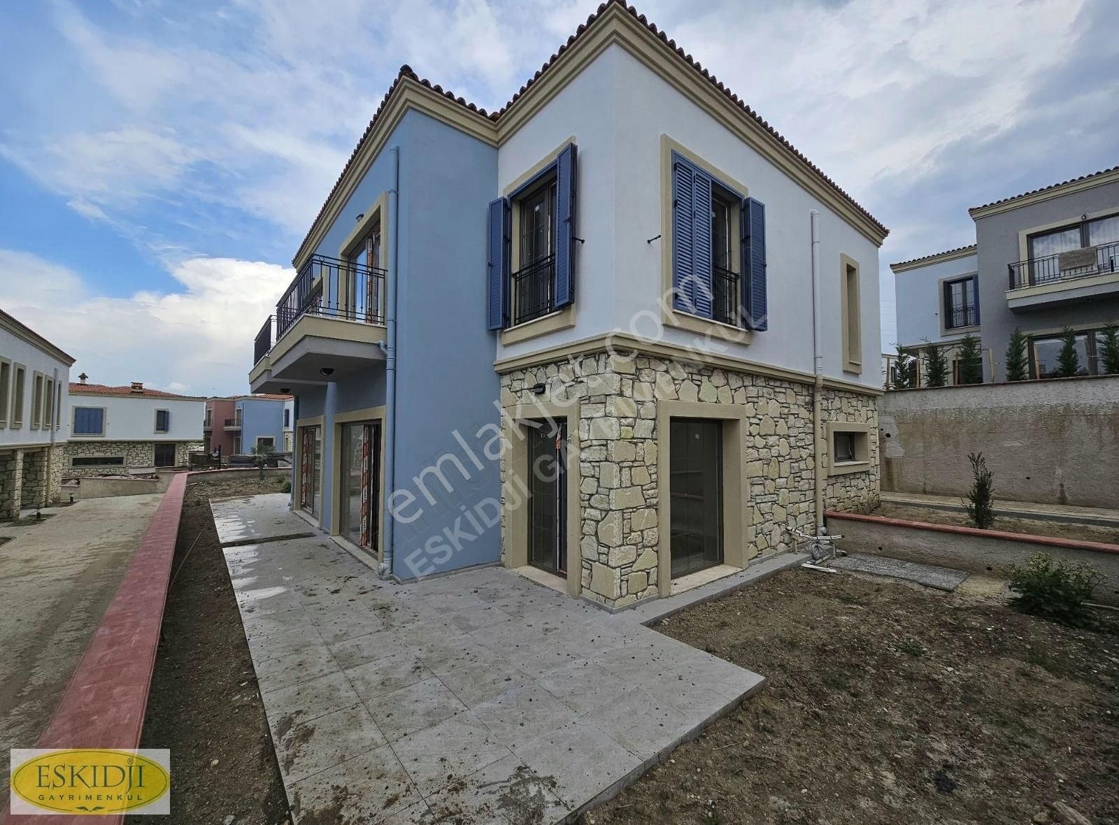 Doğayla İç İçe Lüks Yaşam: Çınarlı Konak Villaları