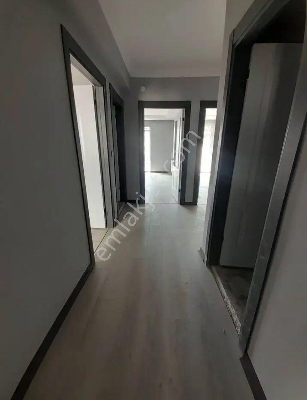 Esentepe Mahallesinde Satılık 2+1 Daire - Görsel 2