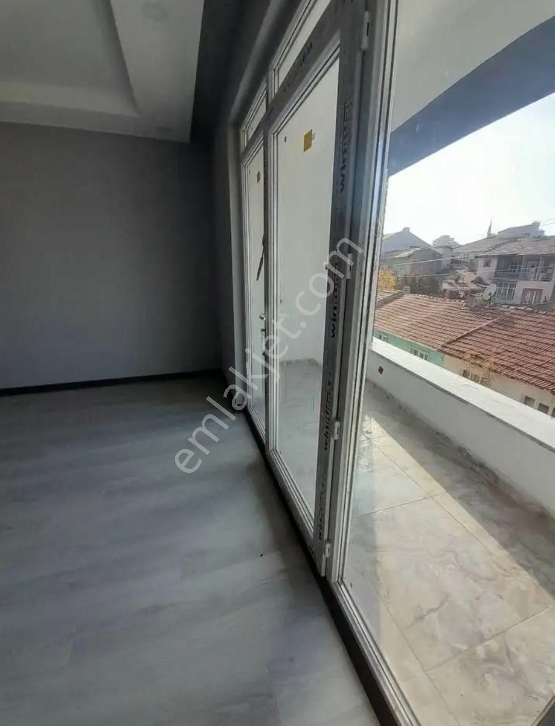 Esentepe Mahallesinde Satılık 2+1 Daire - Görsel 7