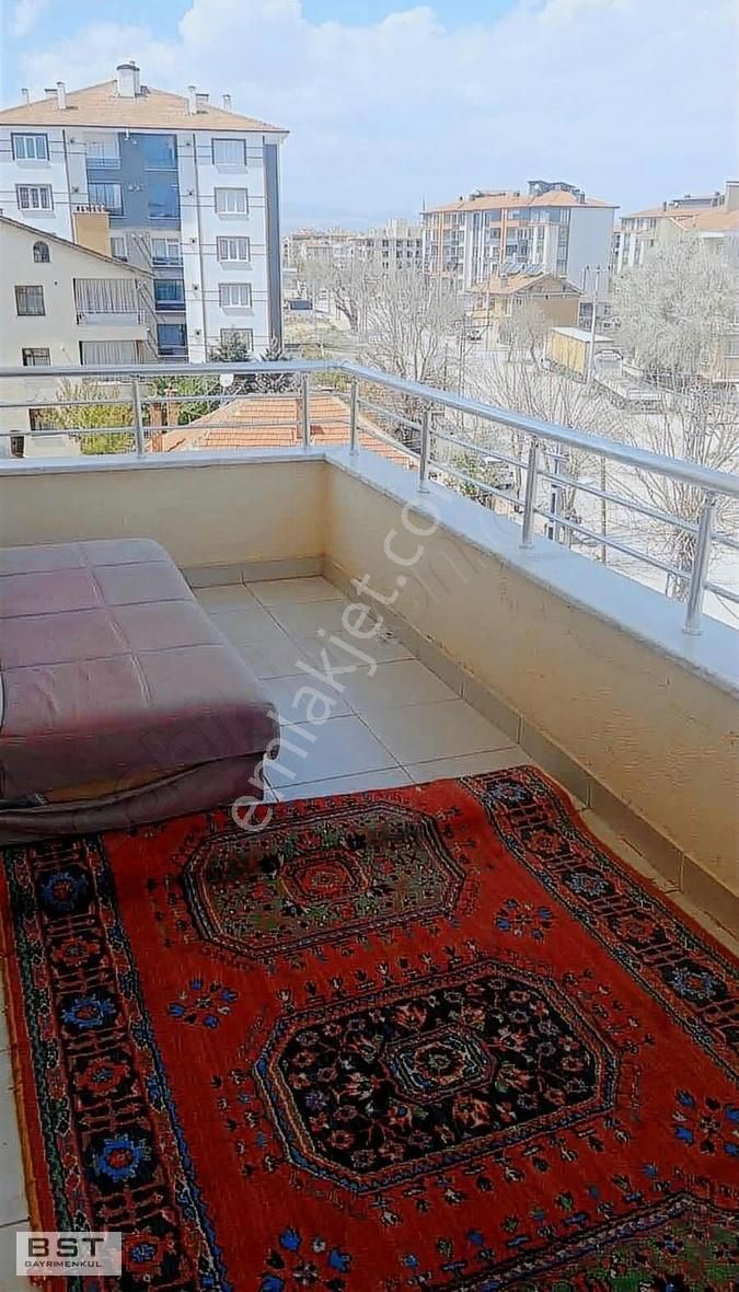 Kumköprü Mh 3+1 130 M2 Net Arakat Karatay Fen Lisesi Civarı