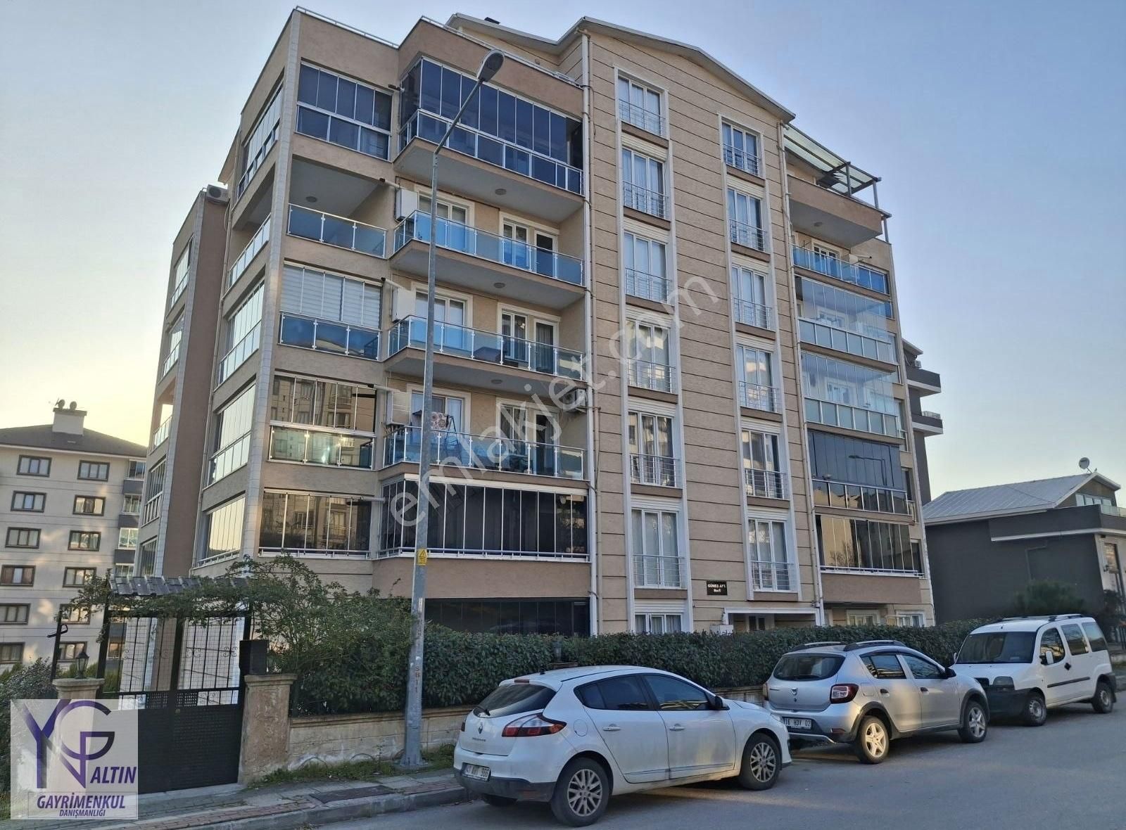Yng Altın Bursa Osmangazi Güneştepe'de Satılık 5+1 Daire