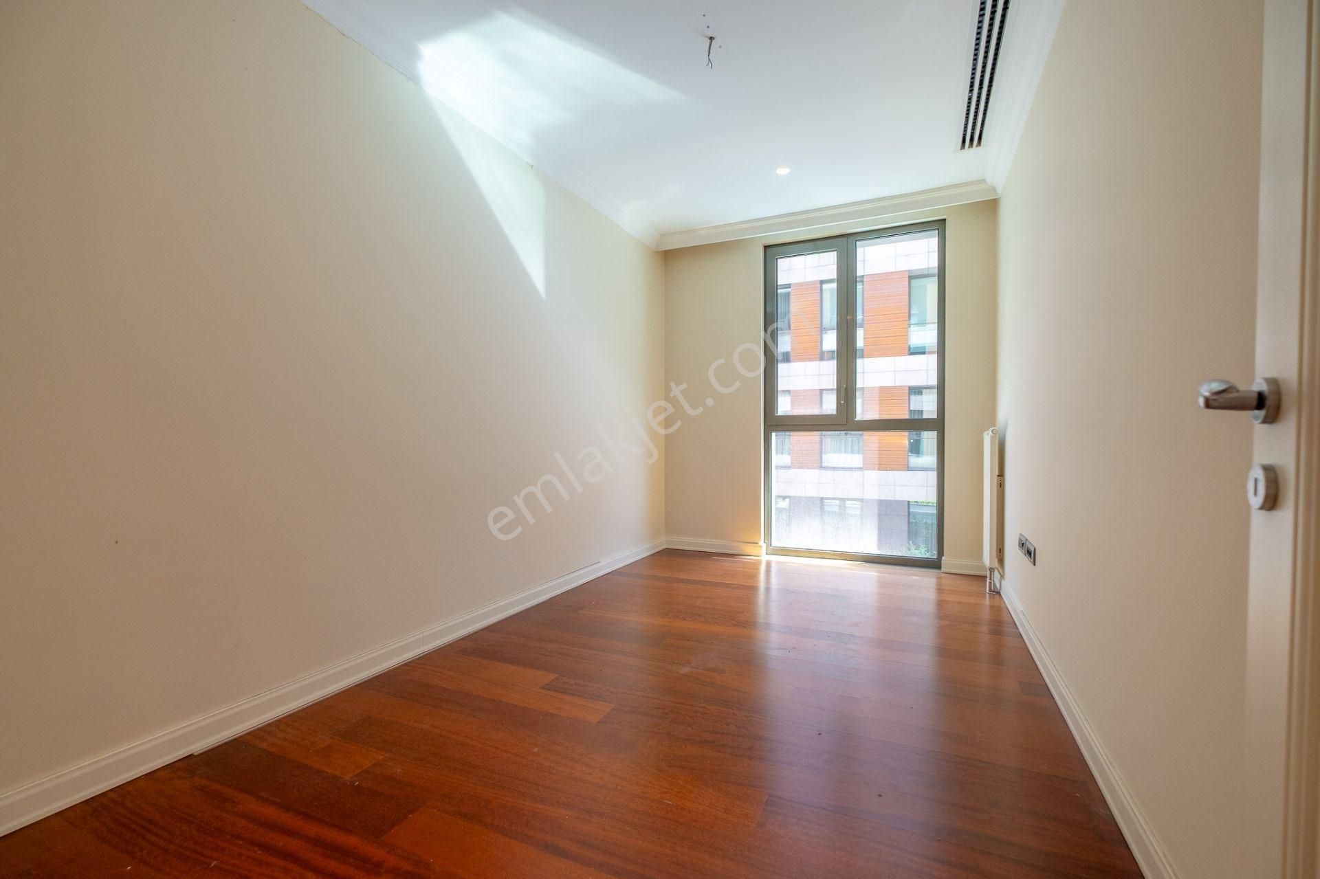 Dağıstan Gayrimenkul Koru Florya'da Tl Vadeli 6+2 Dubleks - Görsel 17