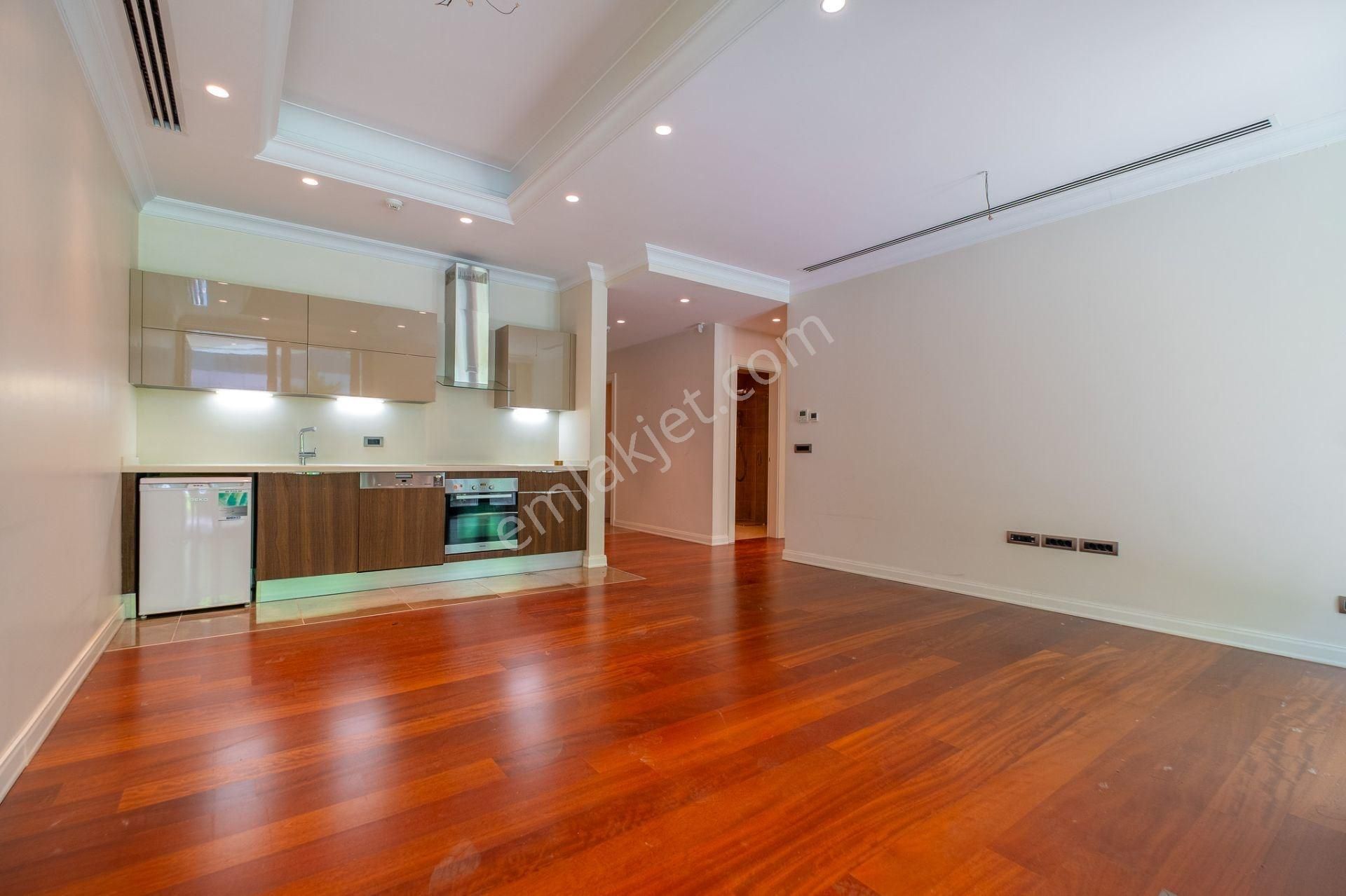 Dağıstan Gayrimenkul Koru Florya'da Tl Vadeli 6+2 Dubleks - Görsel 27