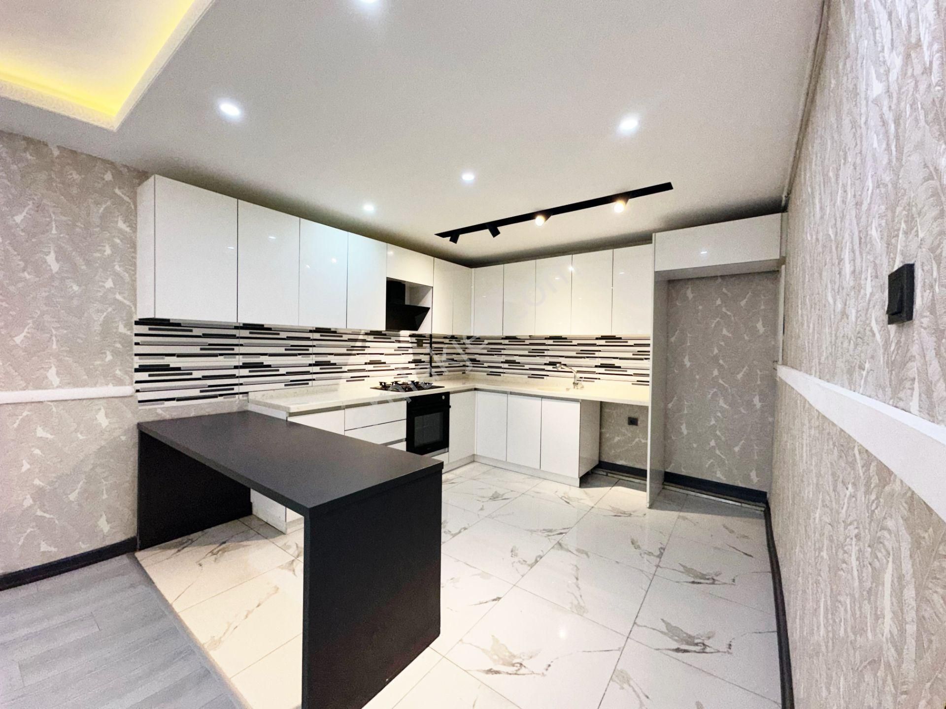 Gata Ve Ş.hastanesi Yakını Yüksek Kira Getirili Ultra Lux Yapılı