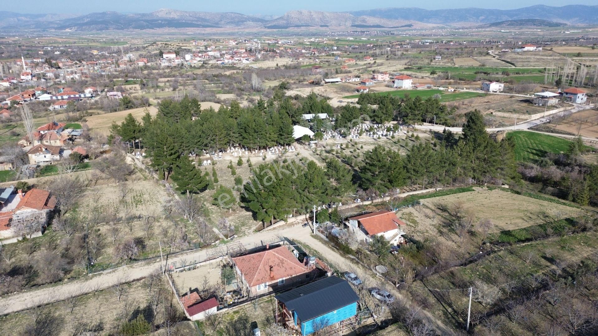 Korkuteli Yeltende Daire Takasına Açık Satılık Müstakil Çatı Katılı Ev Ve 457m2 Arsa - Görsel 3