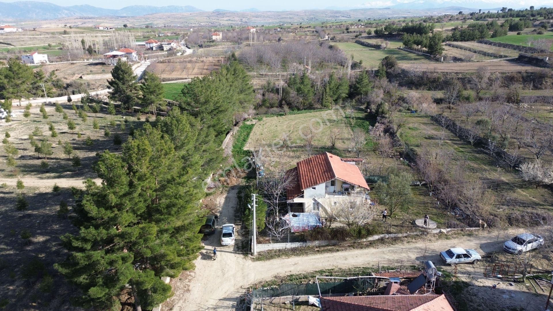 Korkuteli Yeltende Daire Takasına Açık Satılık Müstakil Çatı Katılı Ev Ve 457m2 Arsa - Görsel 11