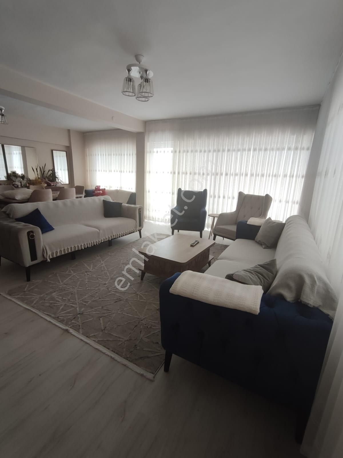 Yeni Mahalle'de Referans Hastanesi Mevki Satılık Masrafsız 3+1 Daire