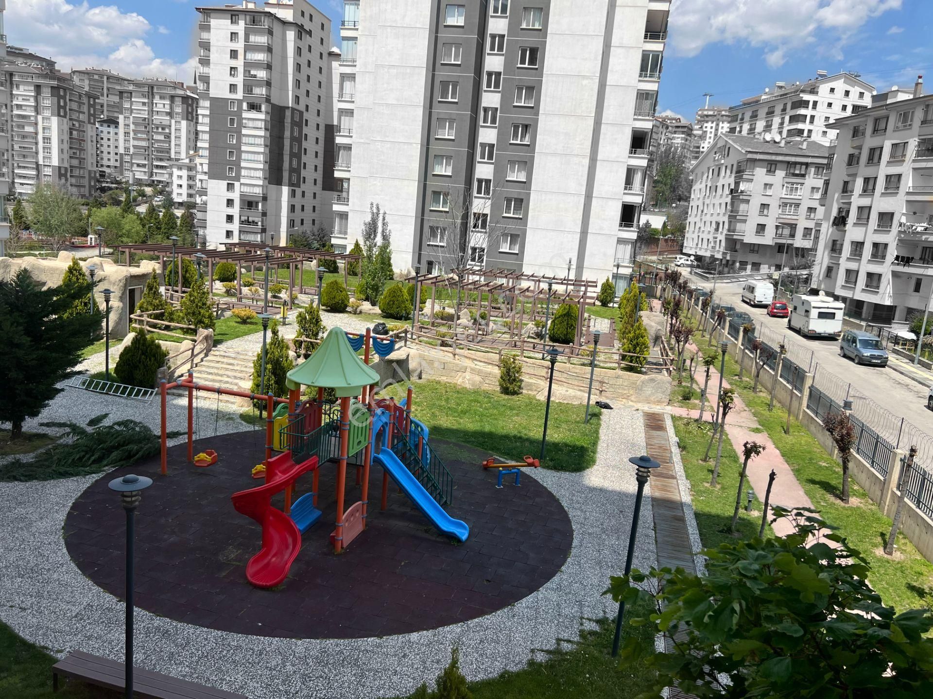 Güventepede Kayalar Vadi Yakını Özel Güvenlik Site İçi Park Manz
