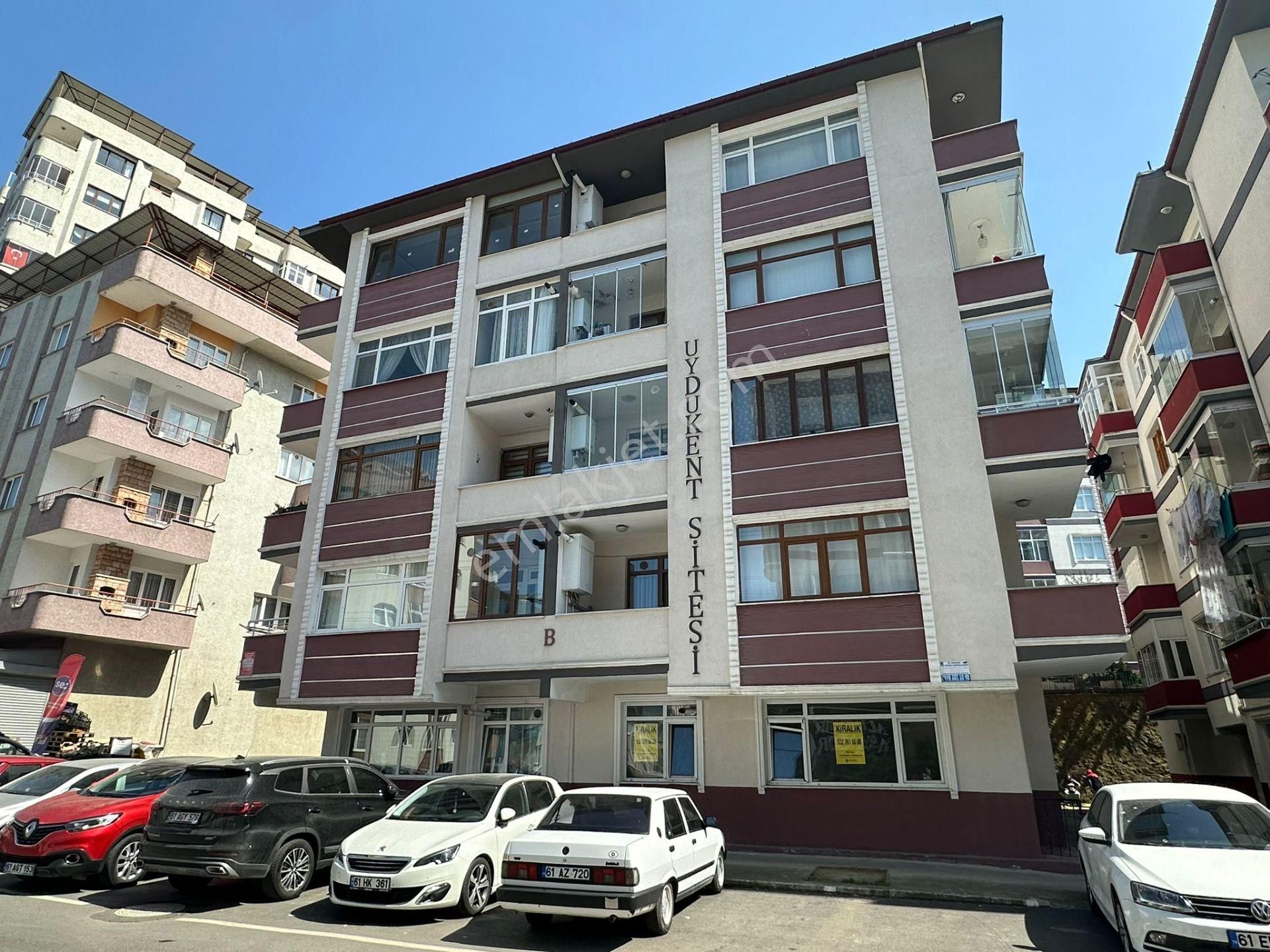 Trabzon 2 Nolu Beşirli'de Satılık 2+1 Giriş Kat Daire