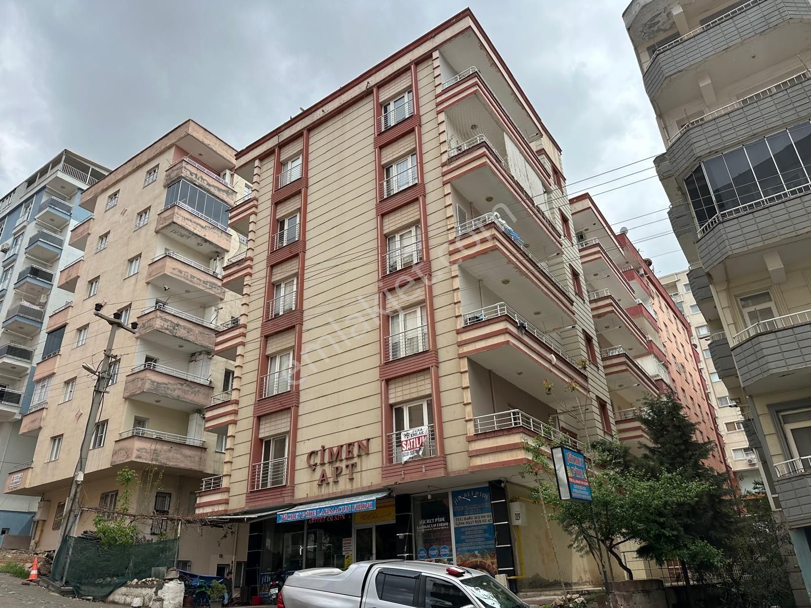 Maride Emlak`tan Merkezi Konumda Kiralık 3+1 Daire