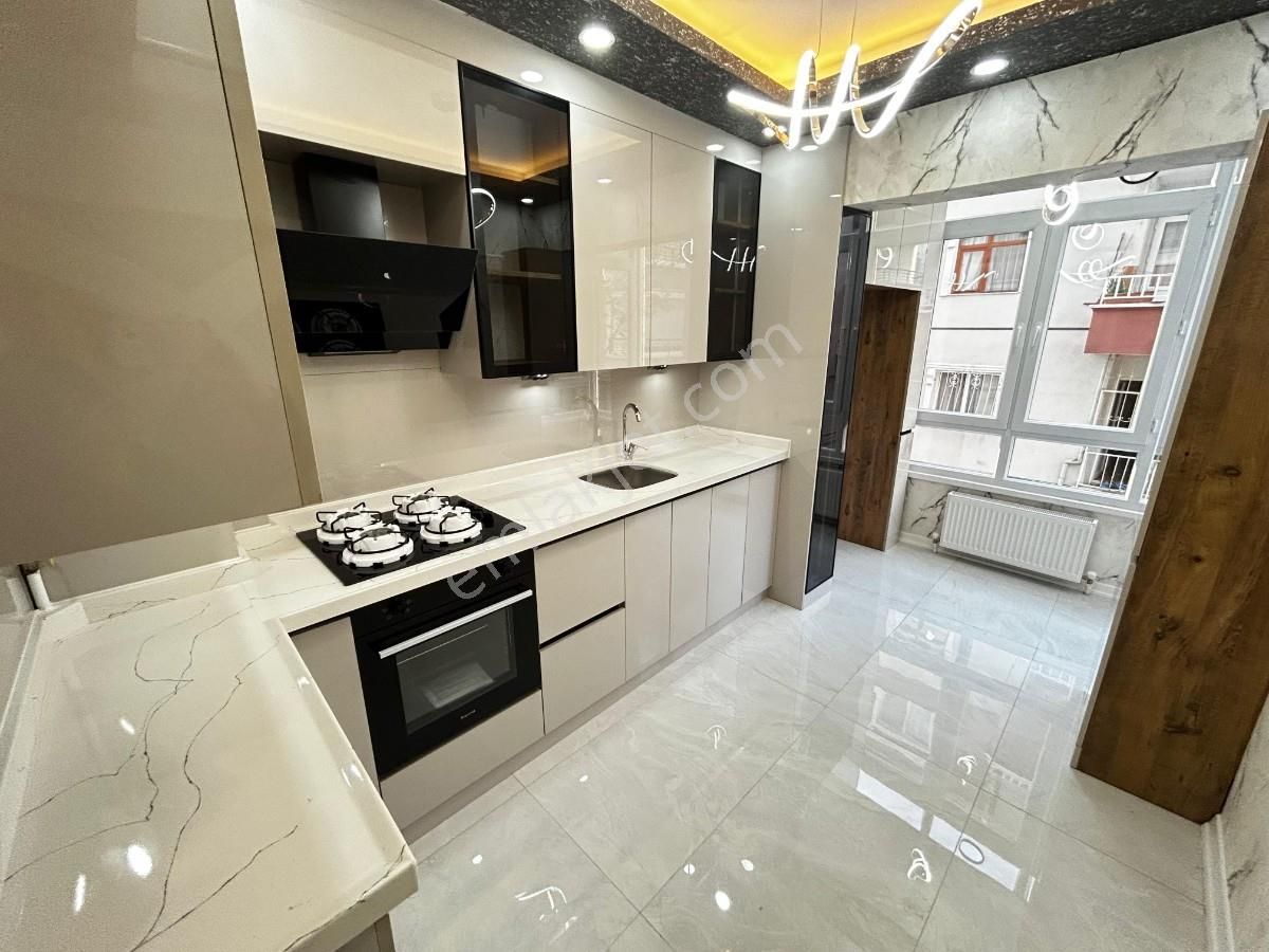 Sincan Andiçen Mah 3+1 Lüx Yapılı Bağımsız Kat Konumunda Daire