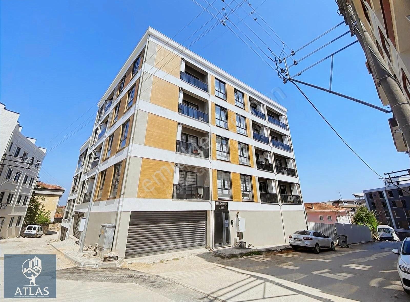 Atlas'tan Görükle Merkezde Yeni Binada Kiracısız Satılık Daire