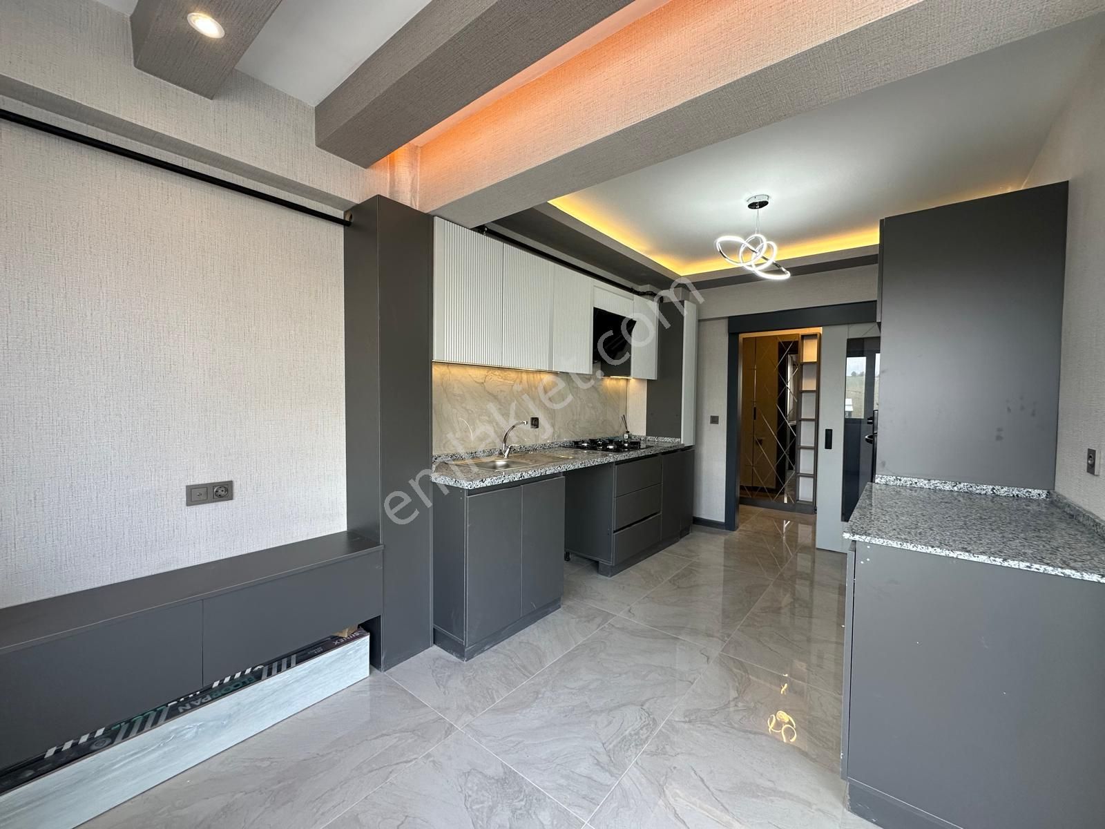 Engin Emlak'tan Kiralık Pursaklar Saray Merkezde Sıfır 2+1 Daire