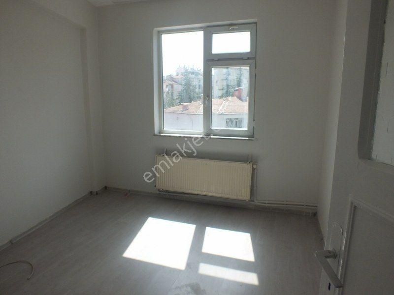Karaman Çarşı Merkezde 3.kat 74 M2 3+1 Kiralık Büro(ofis) - Görsel 4