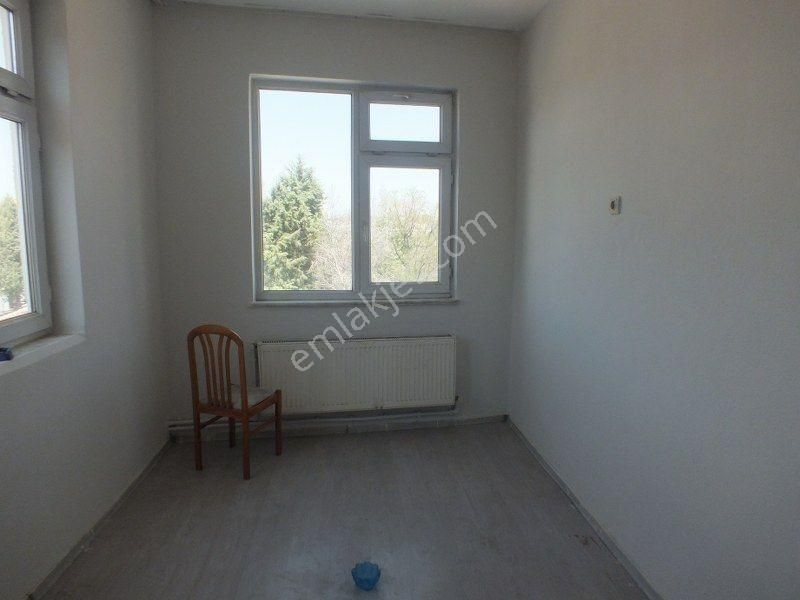 Karaman Çarşı Merkezde 3.kat 74 M2 3+1 Kiralık Büro(ofis) - Görsel 5