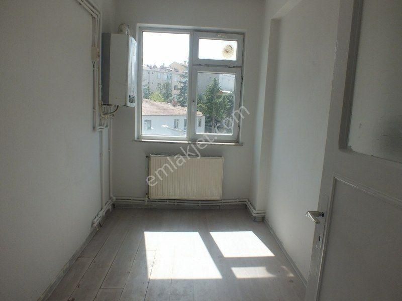 Karaman Çarşı Merkezde 3.kat 74 M2 3+1 Kiralık Büro(ofis) - Görsel 6