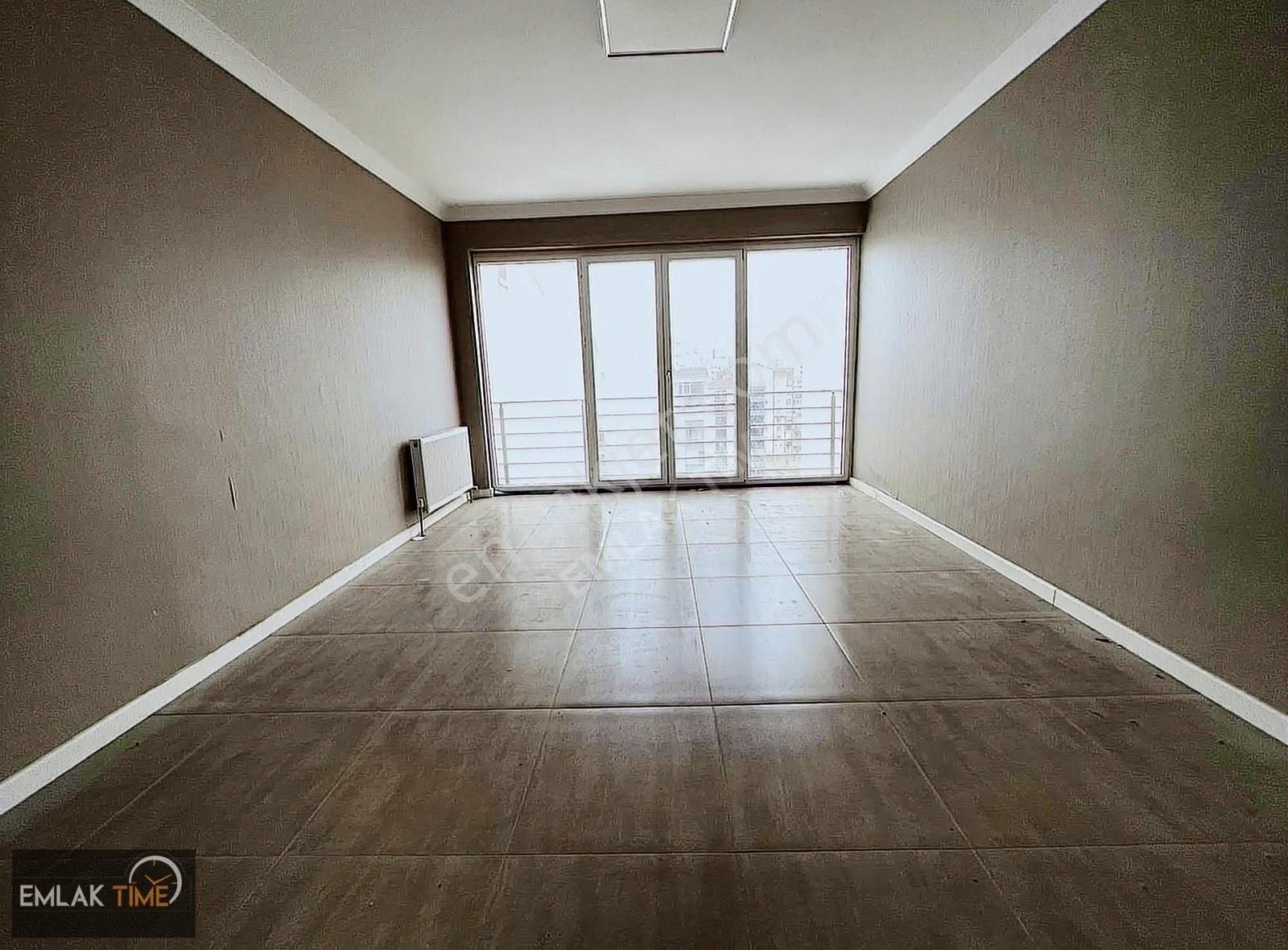 Bağlıca' Da 7+1 472 M2 Dubleks Ofis - Görsel 33