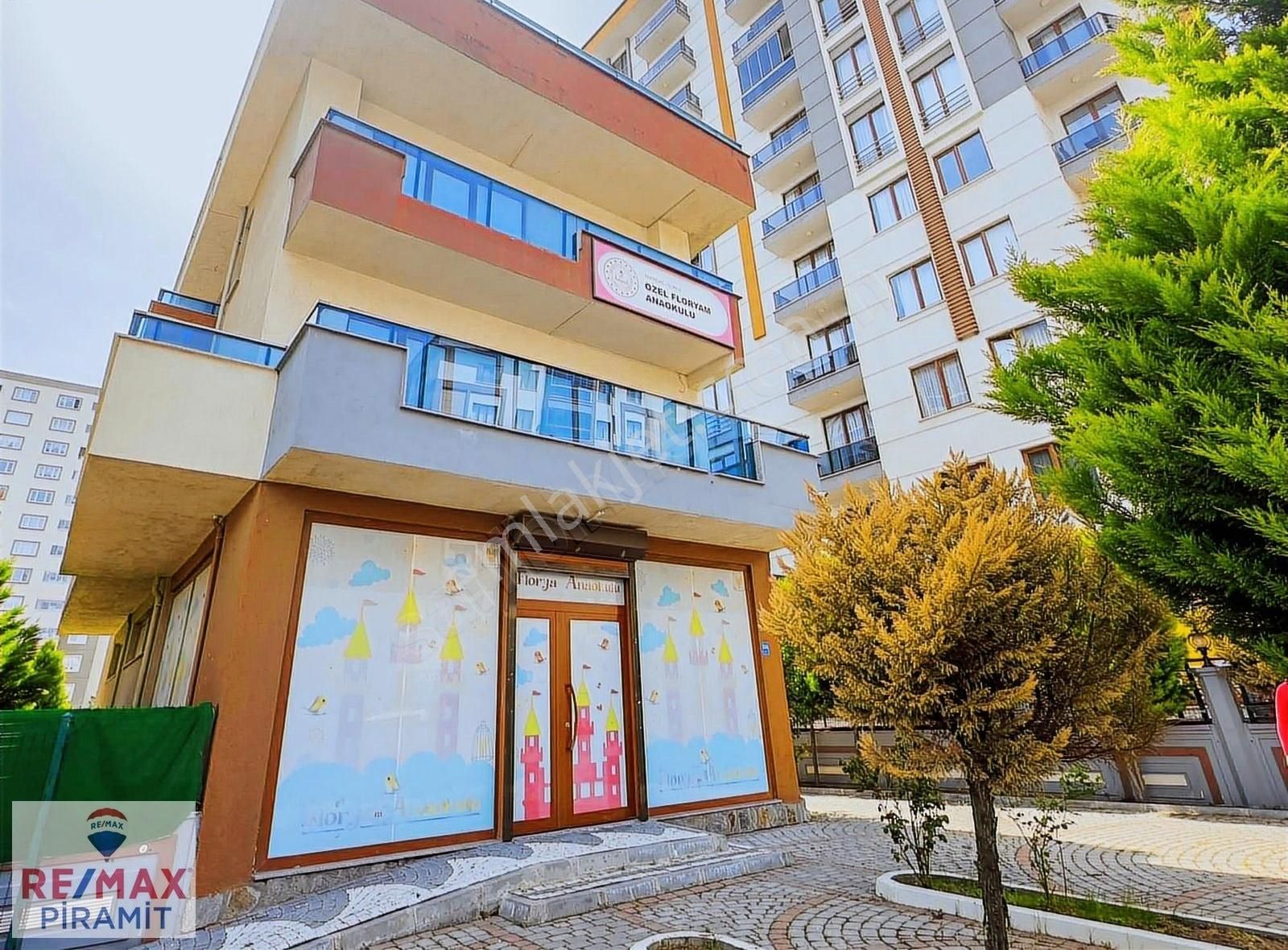 Anaokulu Kiracılı - Yüksek Kira Getirili Komple Bina