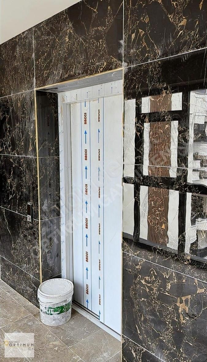 Başiskele Vadi Yuvacıkta Site İçi Süper Lüks 2+1 Daire
