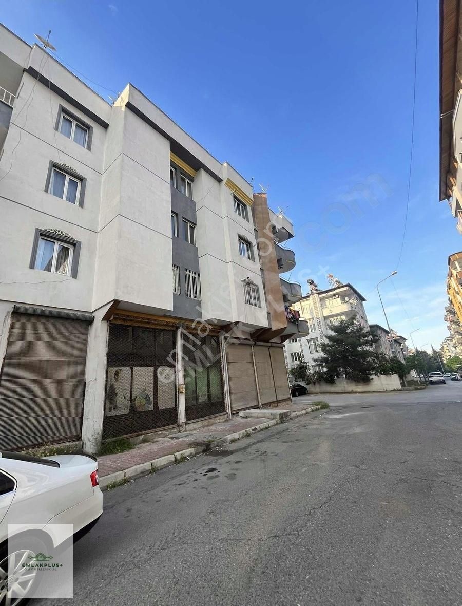 Emlak Plus+'tan Gazikent'te Satılık 3+1 Garajlı Daire